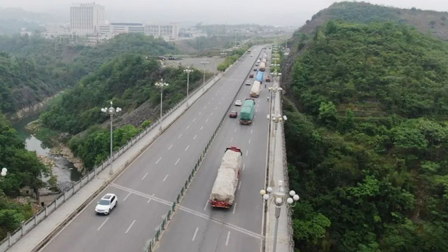 黄瓜视频成年污APP下载铝产业园投产，“归雁经济” 助力产业升级