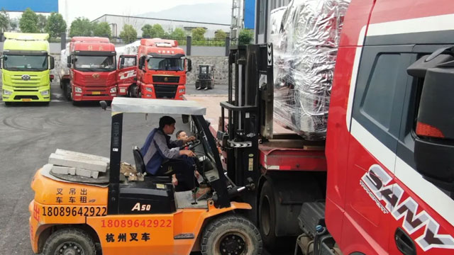 黄瓜视频成年污APP下载铝产业园投产，“归雁经济” 助力产业升级